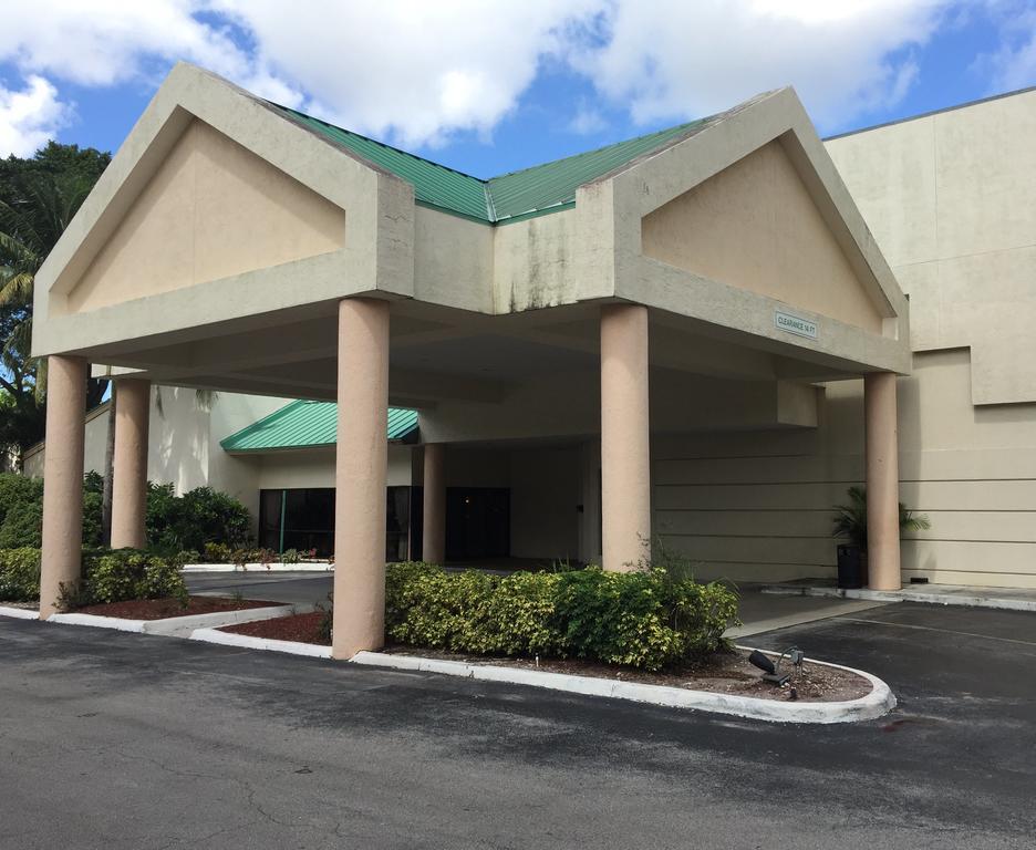 Sawgrass Inn & Conference Center Plantation Exterior photo